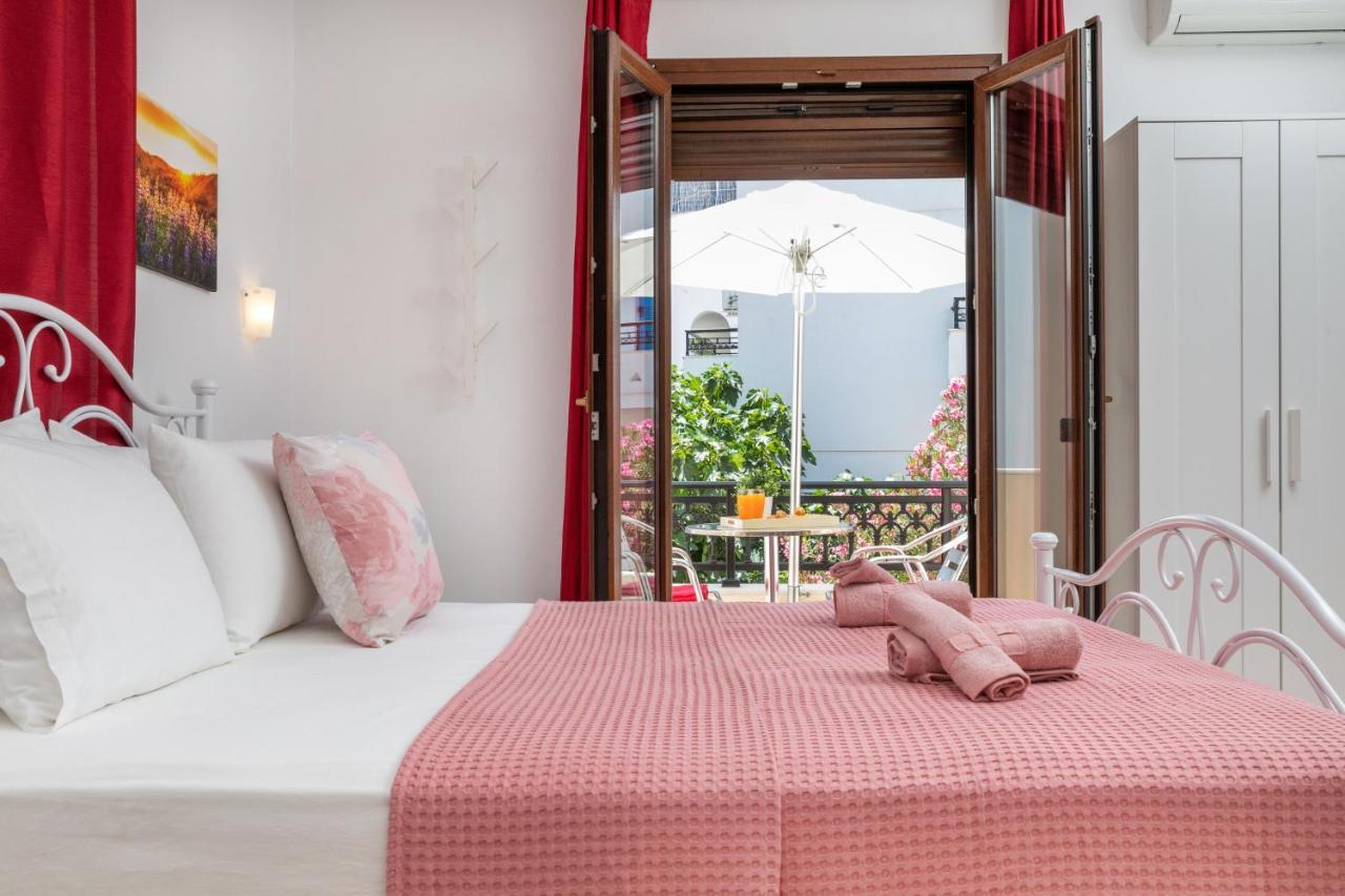 Naxos Diamond Studios Apartments Naxos City Екстер'єр фото
