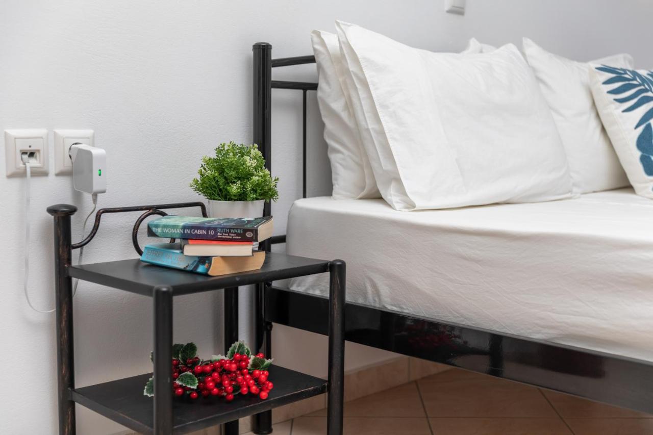 Naxos Diamond Studios Apartments Naxos City Екстер'єр фото