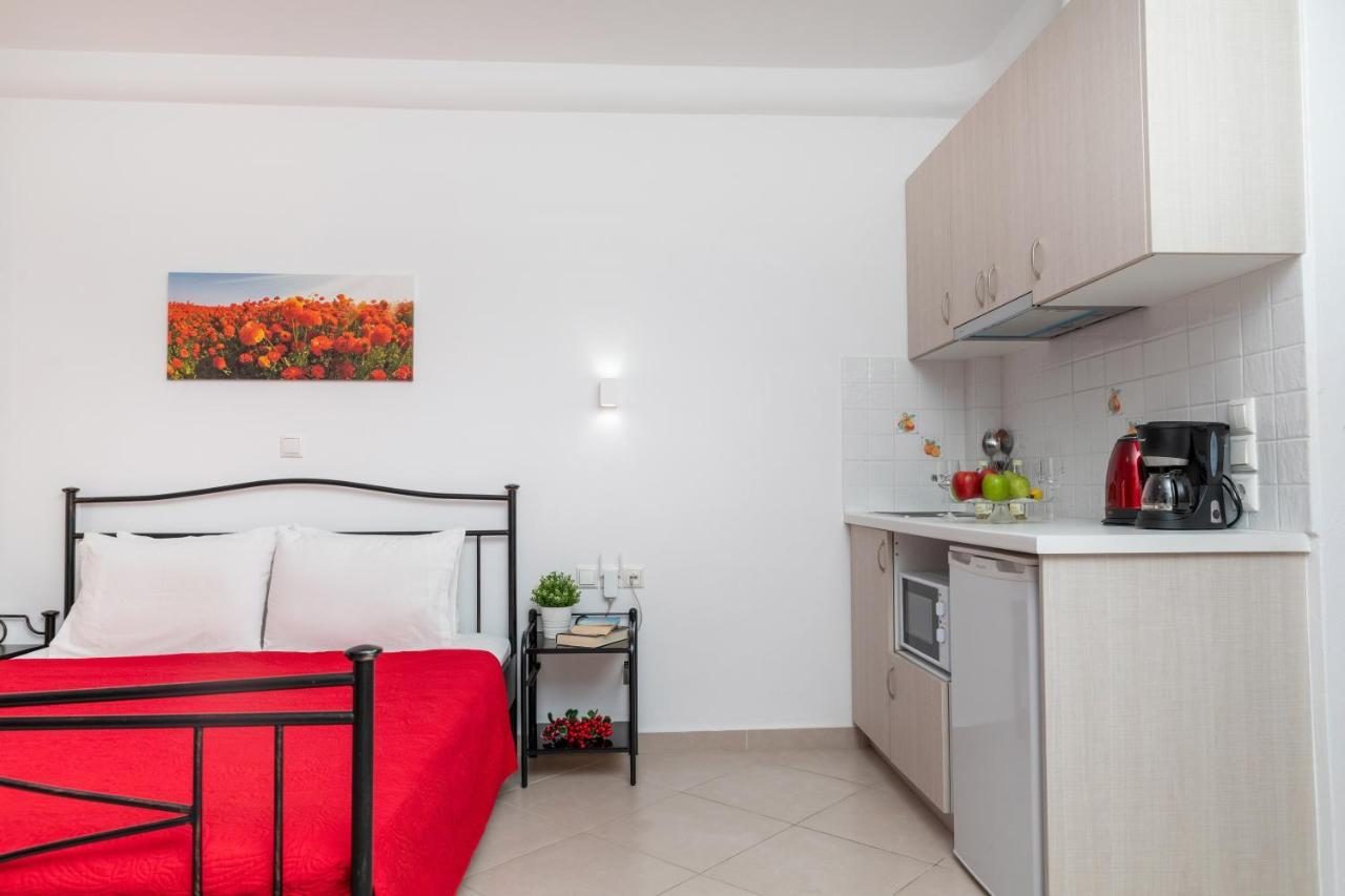 Naxos Diamond Studios Apartments Naxos City Екстер'єр фото