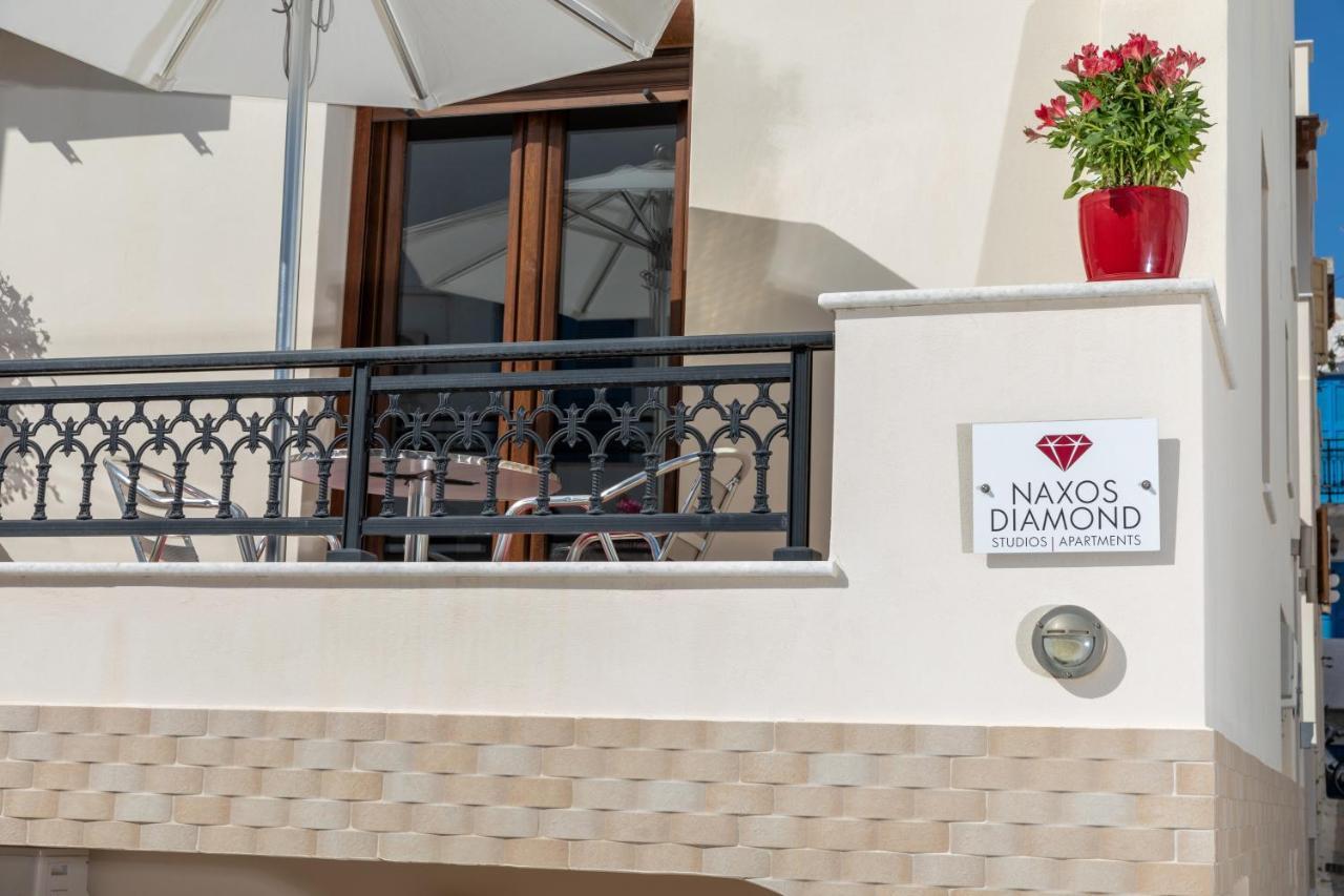 Naxos Diamond Studios Apartments Naxos City Екстер'єр фото