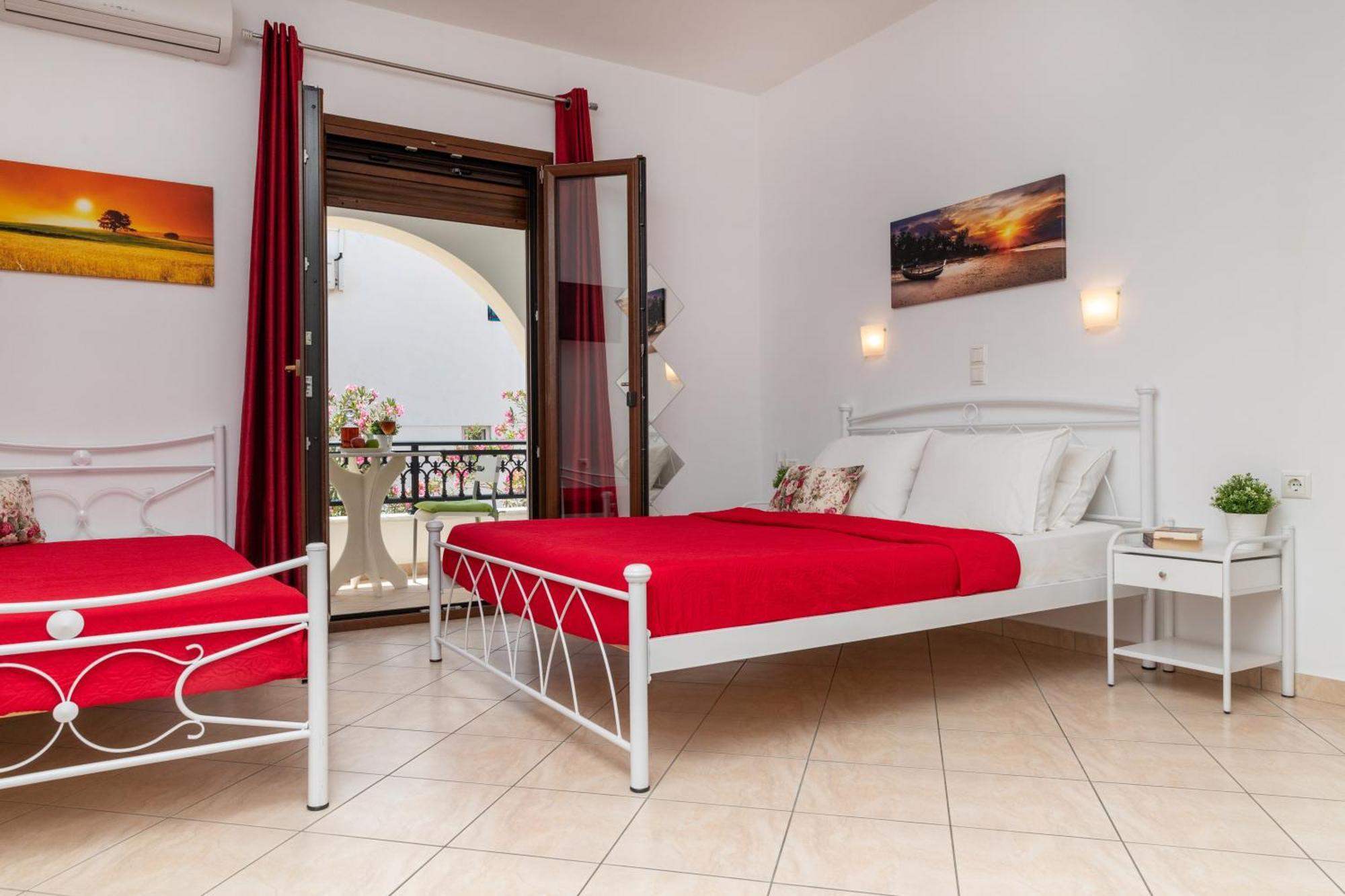 Naxos Diamond Studios Apartments Naxos City Номер фото